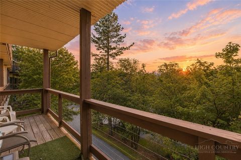 Photo of 103 Upper Holiday Lane #G228, Beech Mountain, NC 28604 (MLS # 261573)
