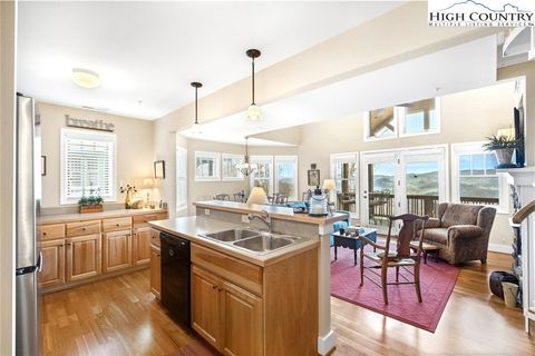 Photo of 337 Indian Paintbrush Drive #R431, Banner Elk, NC 28604 (MLS # 260301)