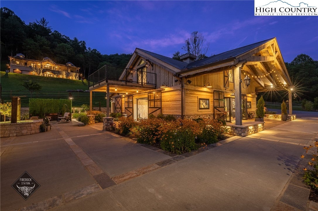 161 Firerock Station Trail