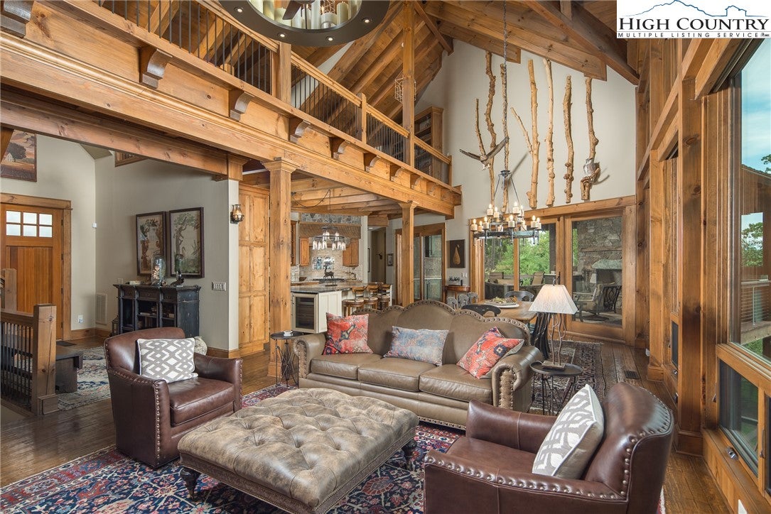 228 Goldenrod Road