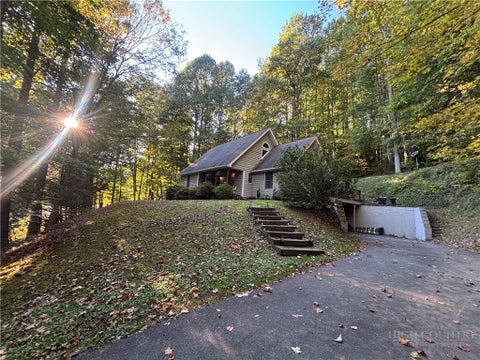 Photo of 447 N Highway 67, Trade, TN 37691 (MLS # 264756)