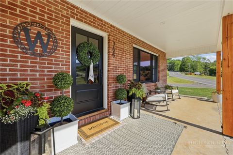 Photo of 755 Ray Taylor Road, West Jefferson, NC 28694 (MLS # 261883)