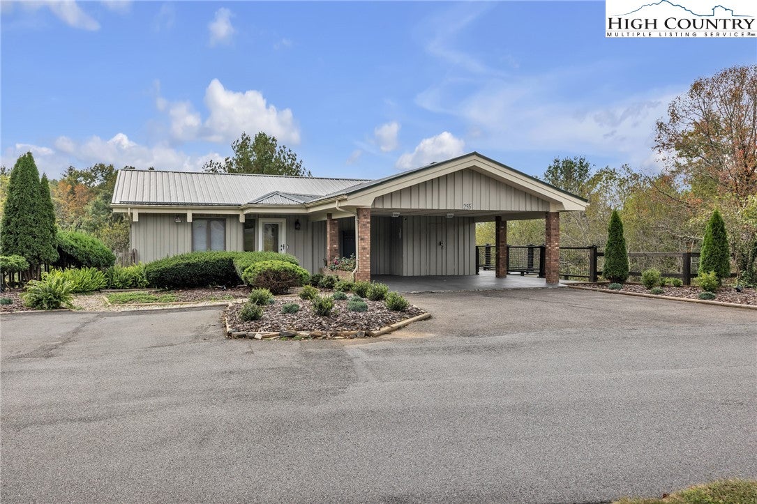 255 Clear View Ridge Road