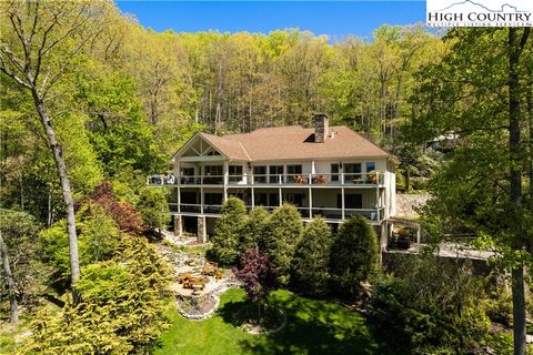 Photo of 1005 Evergreen, Boone, NC 28607 (MLS # 255096)