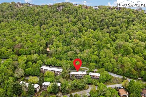 Photo of 103 Upper Holiday Lane #G228, Beech Mountain, NC 28604 (MLS # 254115)