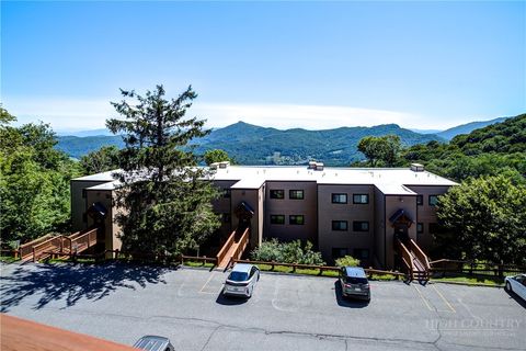 Photo of 103 Sugar Ski Drive #332, Sugar Mountain, NC 28604 (MLS # 263280)