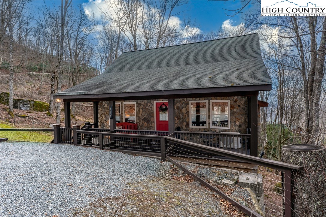 214 Sugar Bear Ridge Lane