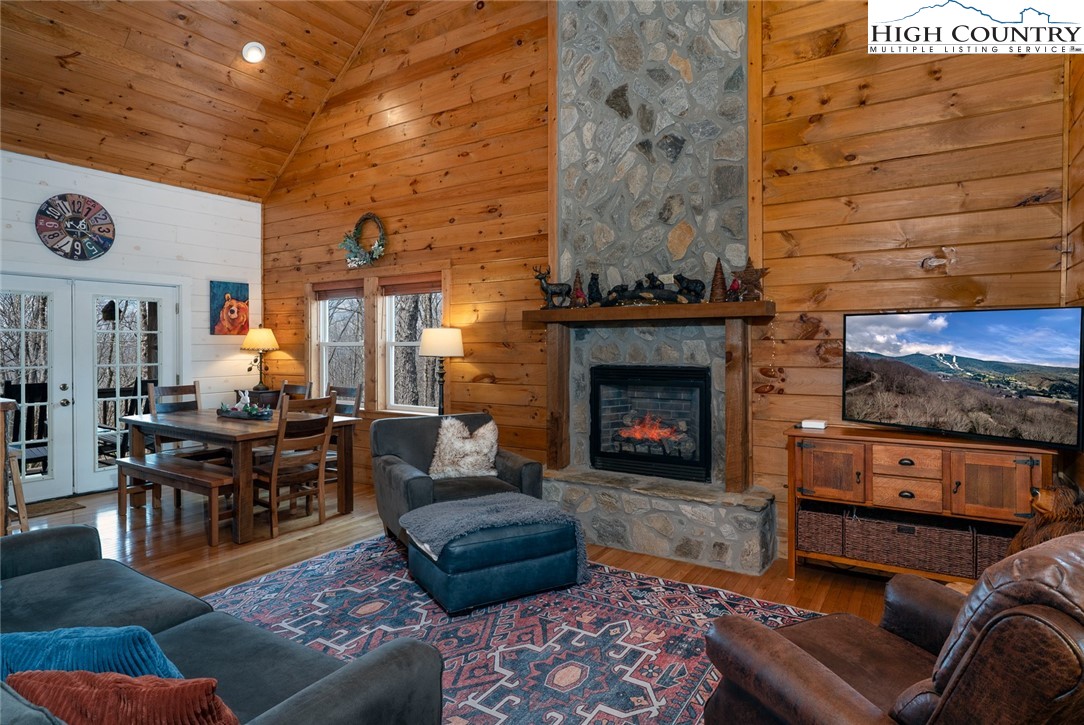 214 Sugar Bear Ridge Lane