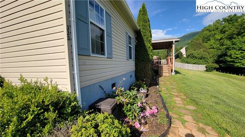 Photo of 333 Rich Mountain Road, Zionville, NC 28698 (MLS # 250151)