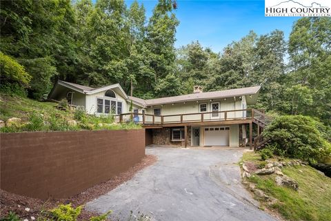 Photo of 281 Cliffside Lane, Seven Devils, NC 28604 (MLS # 256668)