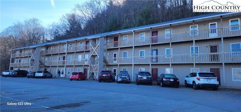 Photo of 115 Rogers Drive #22, Boone, NC 28607 (MLS # 259431)