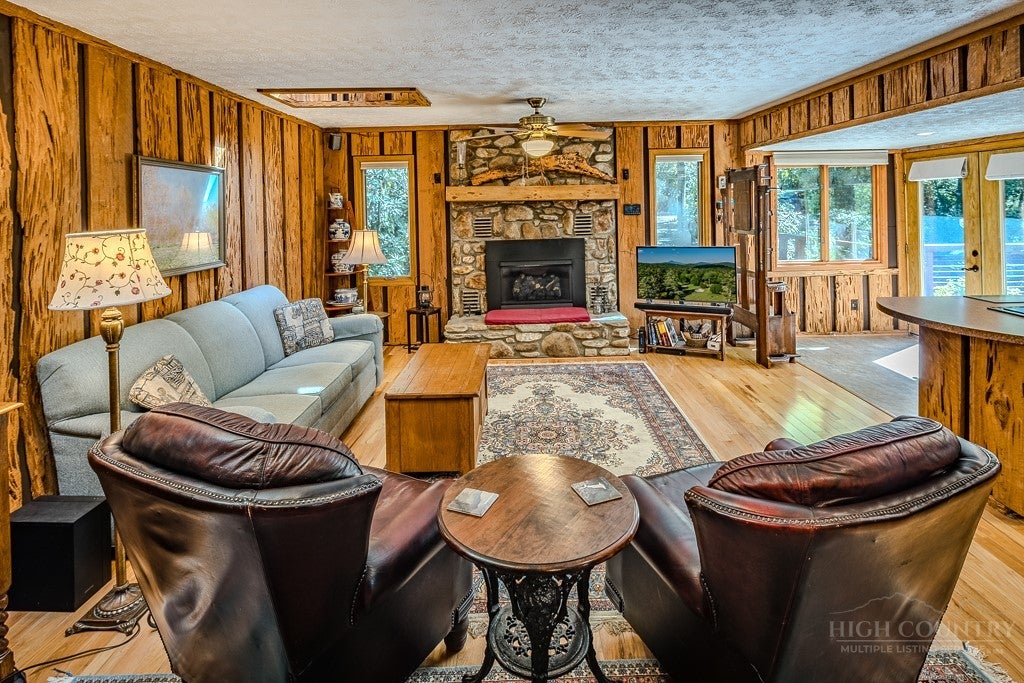 118 Butternut Lane