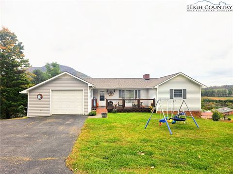 Photo of 237 Valley View, Jefferson, NC 28640 (MLS # 258443)