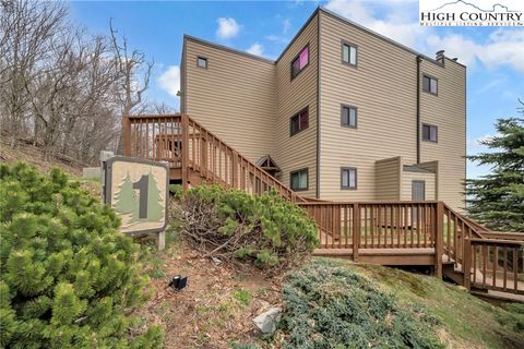 Photo of 101 Sugar Ski Drive #132, Banner Elk, NC 28604 (MLS # 260758)