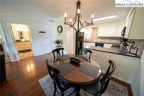 Photo of 884 Chetola Lake Drive #Cardinal 202, Blowing Rock, NC 28605 (MLS # 255935)