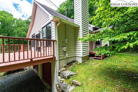 A home in Elk Park