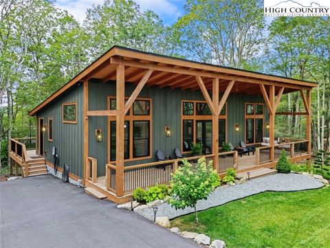 Photo of 10 Maple Way, Newland, NC 28657 (MLS # 257745)