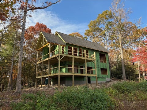 Photo of 7004 Hummingbird Lane, Blowing Rock, NC 28605 (MLS # 265174)