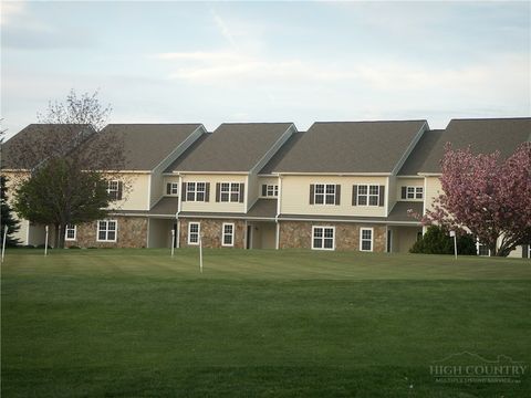 Photo of 40 Club Villa Drive #512, Roaring Gap, NC 28668 (MLS # 261592)