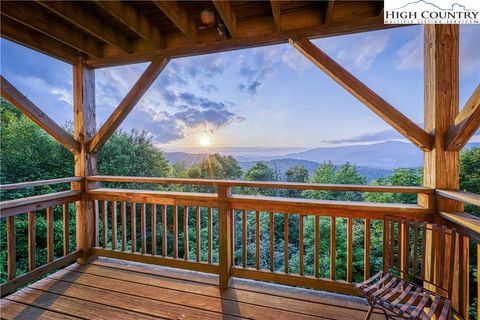 Photo of 170 CrestView Lane #100-E, Sugar Mountain, NC 28604 (MLS # 254357)