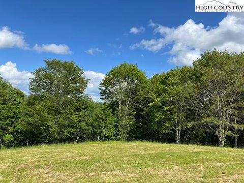 Photo of TBD Spice Ridge, Banner Elk, NC 28604 (MLS # 256094)