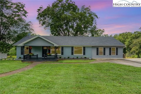 Photo of 1164 Bradford Mountain Road, Lenoir, NC 28645 (MLS # 259538)