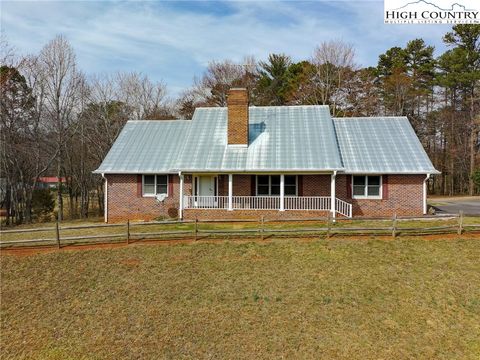 Photo of 120 Skyline Drive, Elkin, NC 28621 (MLS # 260267)