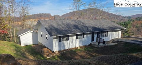 Photo of 516 White Laurel Lane, Boone, NC 28607 (MLS # 259080)