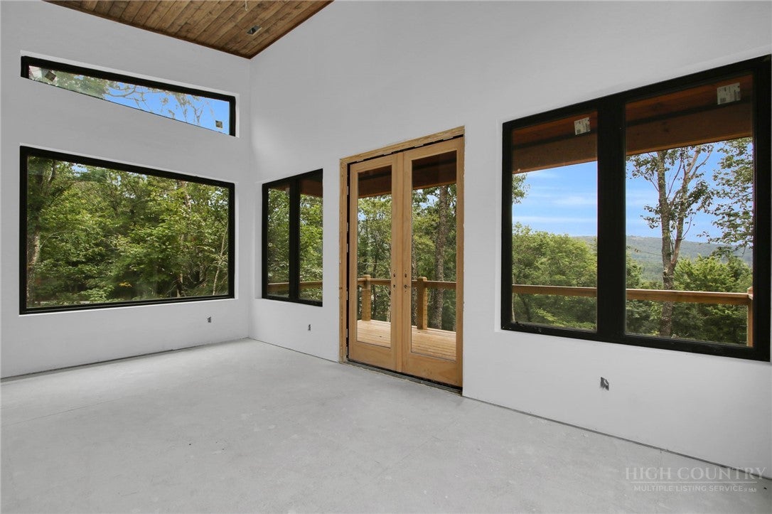 109 Pinnacle Ridge Road
