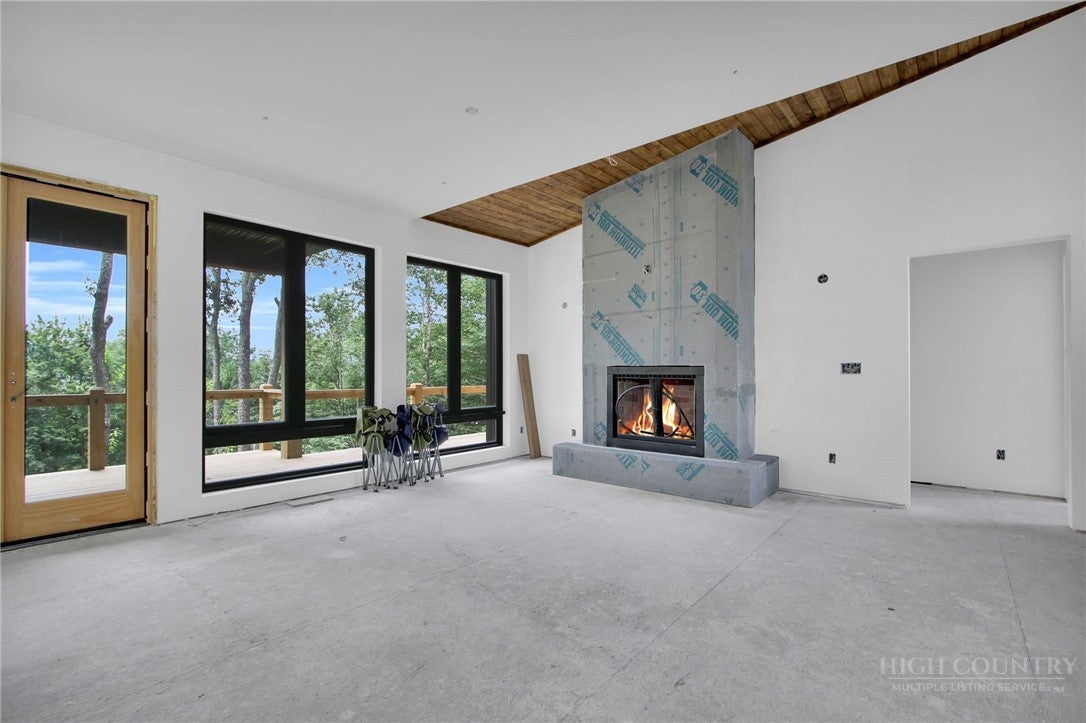 109 Pinnacle Ridge Road