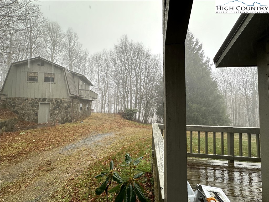 Zionville, North Carolina 28698, United States, 2 Bedrooms Bedrooms, ,2 BathroomsBathrooms,Residential,Pending,25818