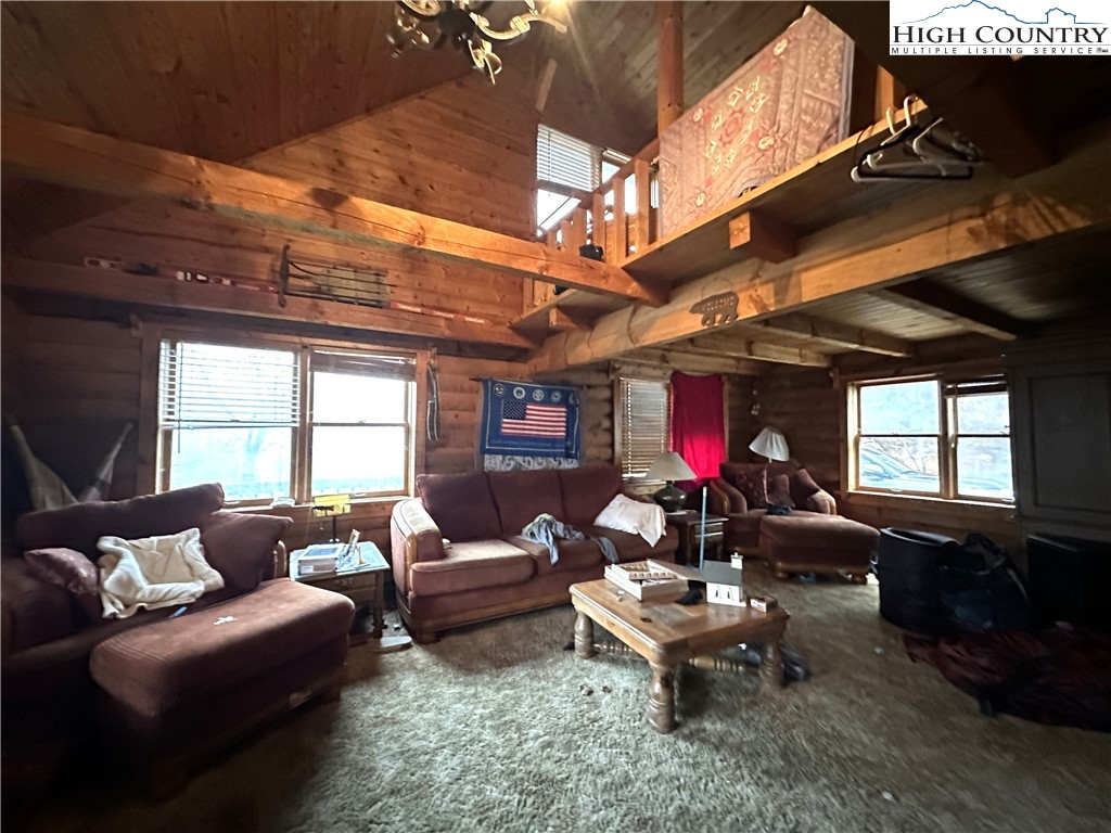 Zionville, North Carolina 28698, United States, 2 Bedrooms Bedrooms, ,2 BathroomsBathrooms,Residential,Pending,25818