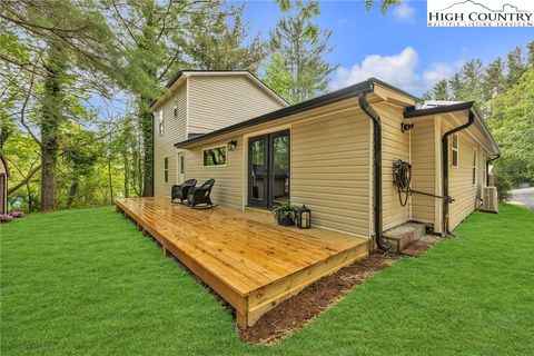 Photo of 510 Ford Street, West Jefferson, NC 28694 (MLS # 259874)