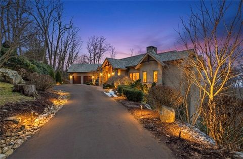 Photo of 2110 Elk River Parkway, Banner Elk, NC 28604 (MLS # 260066)