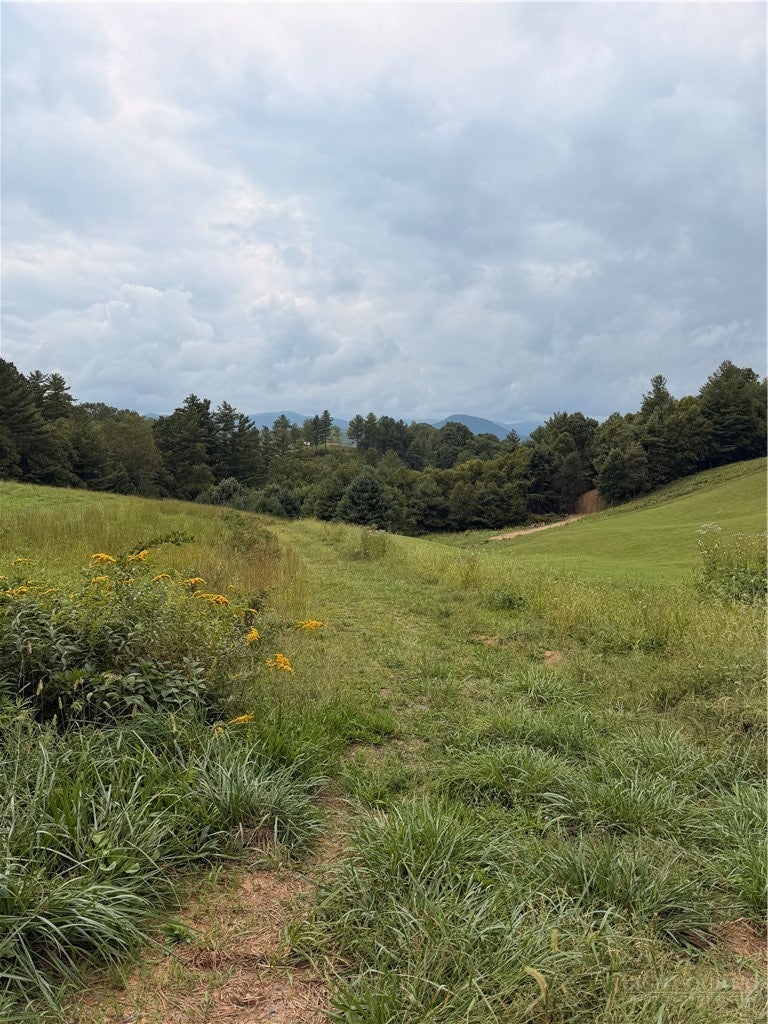 Lot 10 Sunrise LN