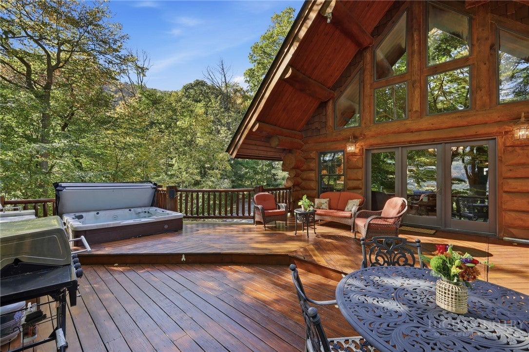 420 Spring Creek Drive