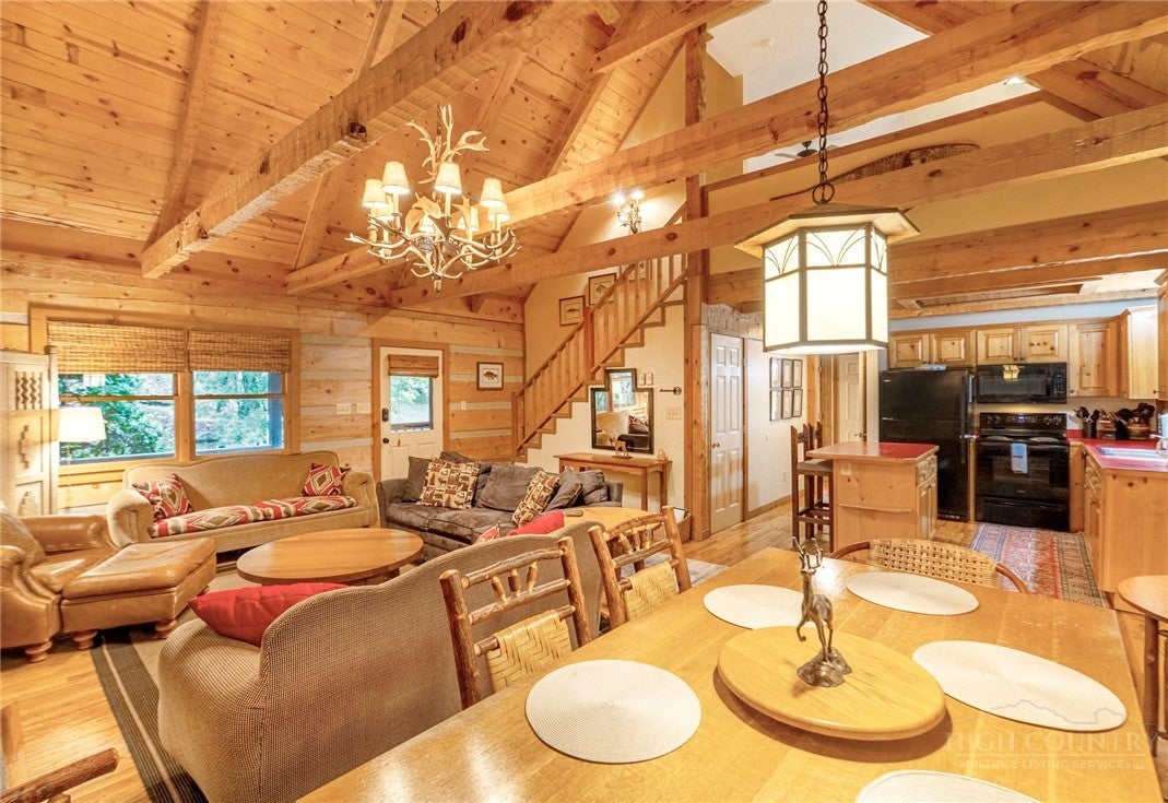 326 Hawks Lake Drive