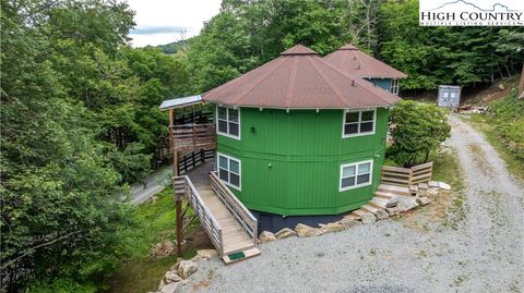 A home in Beech Mountain