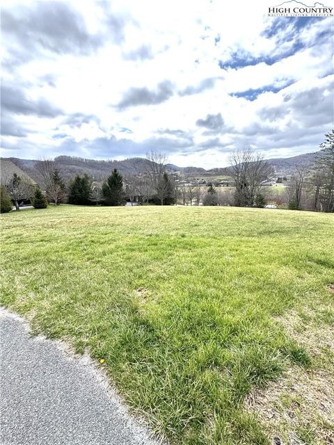 Photo of Lot 63 Meadow Knoll Court, Banner Elk, NC 28604 (MLS # 260804)