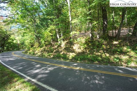 Photo of TBD Beech Mountain Road, Elk Park, NC 28622 (MLS # 257934)