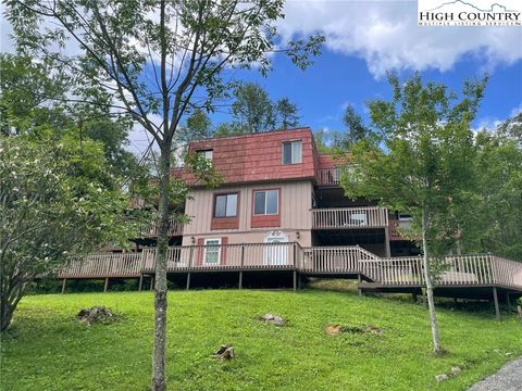 Photo of 471 Adams Apple Drive #5, Banner Elk, NC 28604 (MLS # 254680)