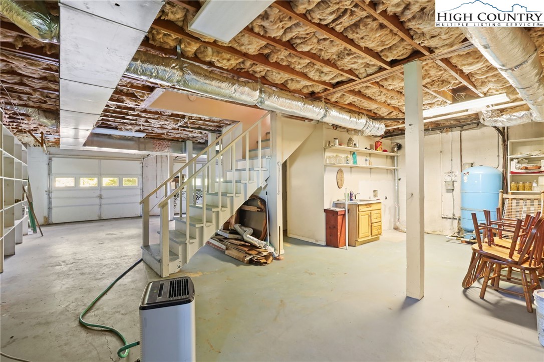 Zionville, North Carolina 28698, United States, 3 Bedrooms Bedrooms, ,3 BathroomsBathrooms,Residential,Active,43537