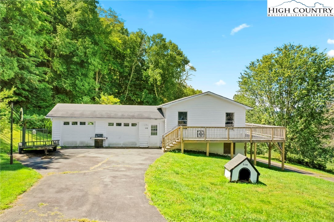 Zionville, North Carolina 28698, United States, 3 Bedrooms Bedrooms, ,3 BathroomsBathrooms,Residential,Active,43537