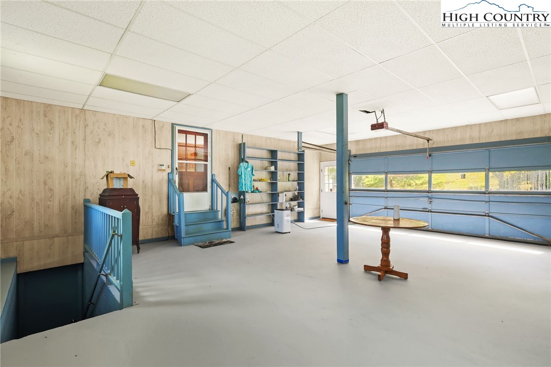 Zionville, North Carolina 28698, United States, 3 Bedrooms Bedrooms, ,3 BathroomsBathrooms,Residential,Active,43537