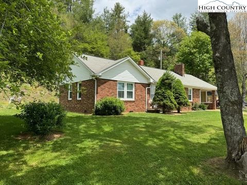 Photo of 10697 NC Highway 88 E, Laurel Springs, NC 28644 (MLS # 255817) Photo of 10697 NC Highway 88 E, Laurel Springs, NC 28644 (MLS # 255817)