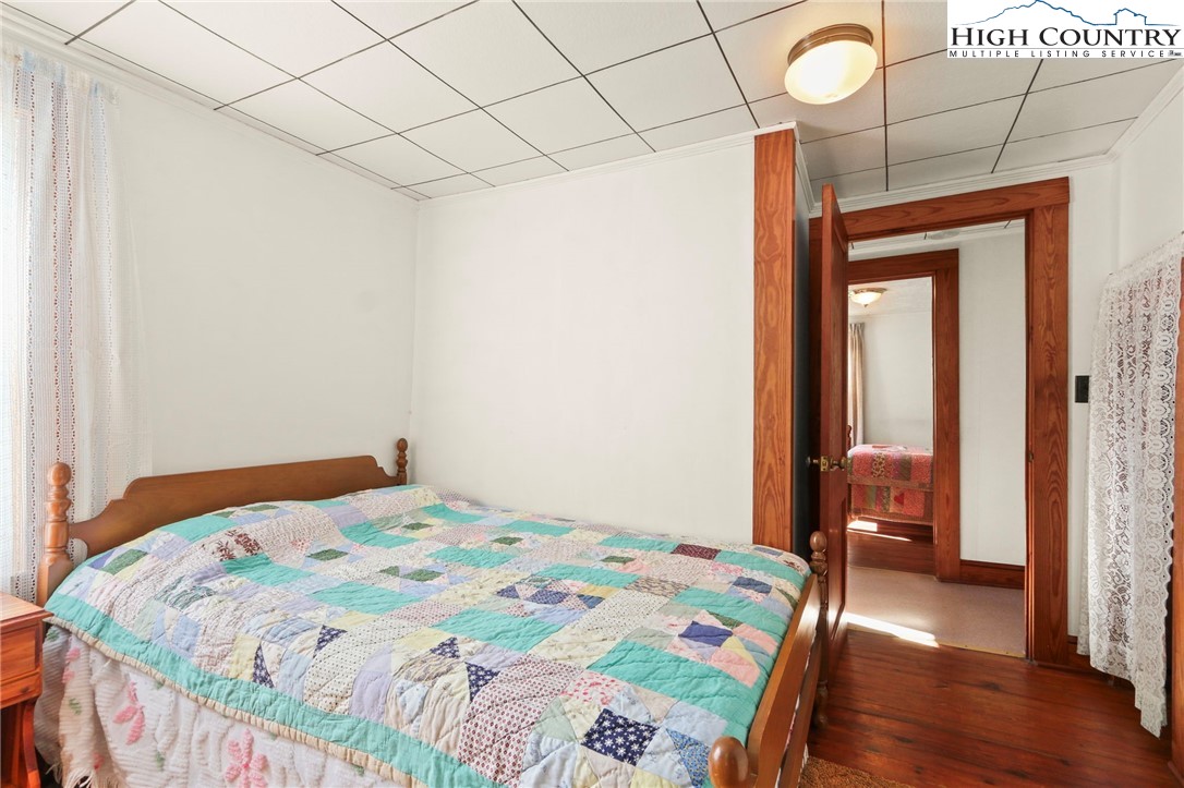 Sugar Grove, North Carolina 28679, United States, 2 Bedrooms Bedrooms, ,1 BathroomBathrooms,Residential,Active,243250