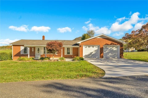 Photo of 182 Melody Lane, West Jefferson, NC 28694 (MLS # 264924)