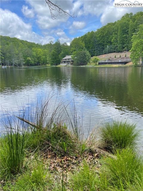 Photo of Lot 65 Hawk Ridge Road, Deep Gap, NC 28618 (MLS # 243364)