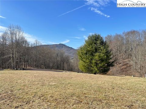 Photo of 9 Jackson Ridge Road, Boone, NC 28607 (MLS # 248019) Photo of 9 Jackson Ridge Road, Boone, NC 28607 (MLS # 248019)
