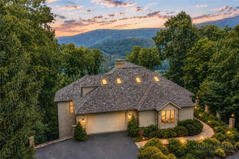 Photo of 35 Crestview Lane, Banner Elk, NC 28604 (MLS # 262802)